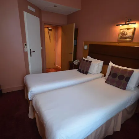 Trebovir Hotell