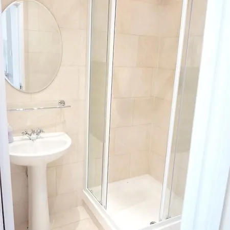 Earls Court アパートホテル ロンドン