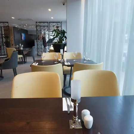 Отель St George's - Wembley 4*
