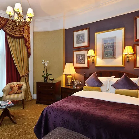 Hotel The Colonnade