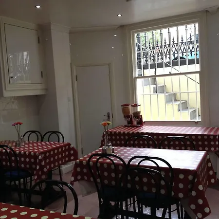 Lord Kensington 3* London