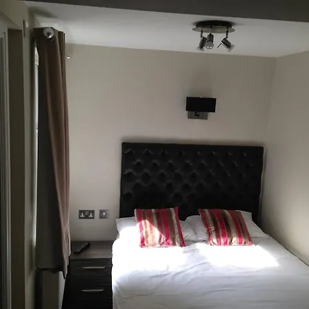 Sara Bed & Breakfast London