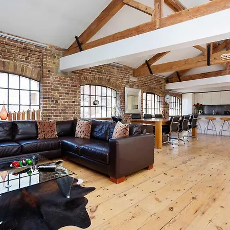 Veeve - The Grainstore * London