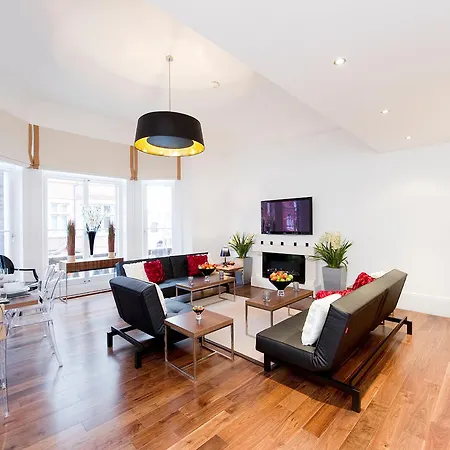 Draycotts Of Chelsea Apartment