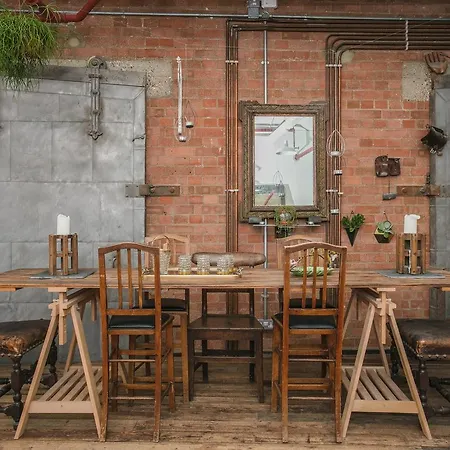 1000+ Square Foot Loft In Former Factory London