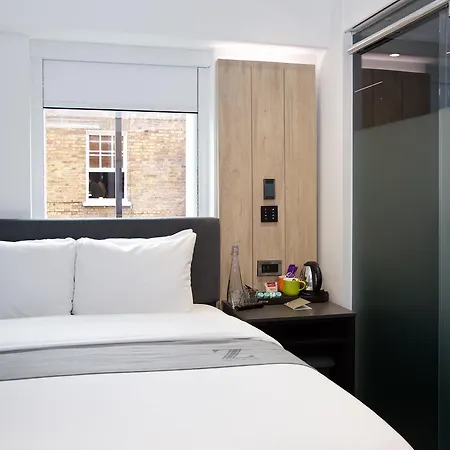Hotel The Z Tottenham Court Road Londýn