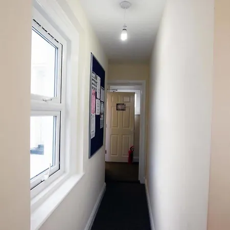 Heathrow Hostel *