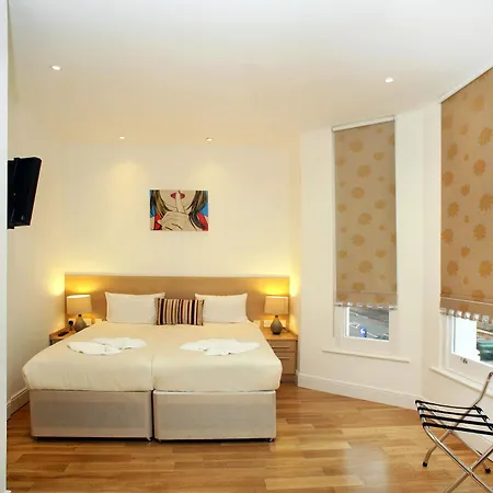 The Kensington Apartment