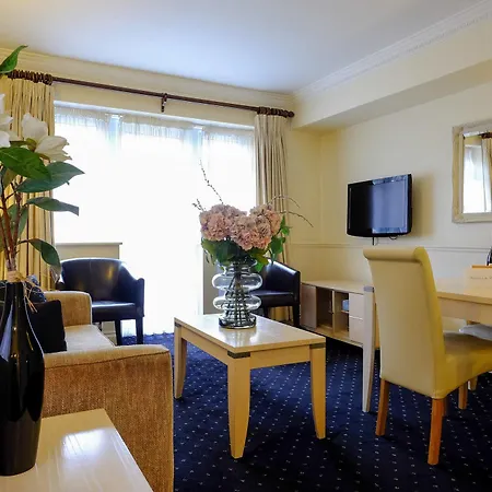 Aparthotel Collingham Serviced