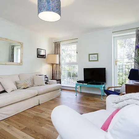 Veeve 3 Bed Flat With Parking Walford Road Stoke Newington 4* London