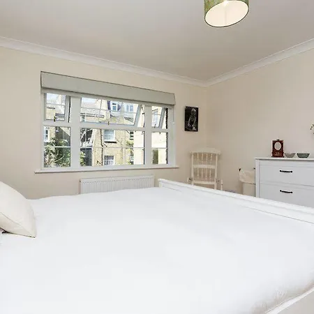 Veeve 3 Bed Flat With Parking Walford Road Stoke Newington London