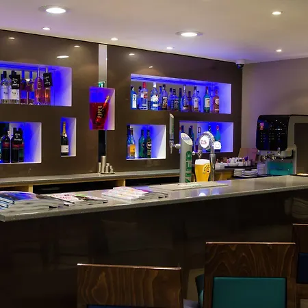 Express Earls Court By Ihg Hotel