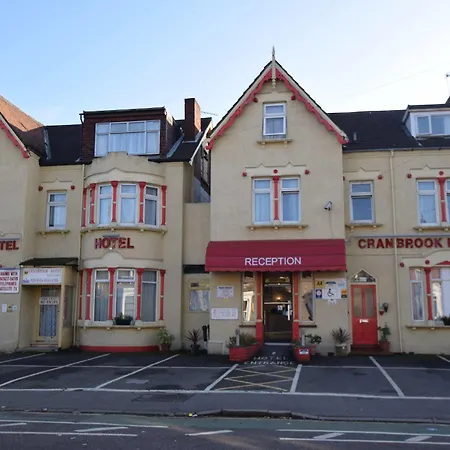 Hotel Cranbrook 2*