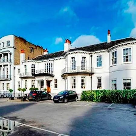 Hotel Harbour & Richmond 4*