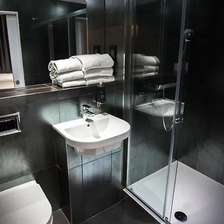 The W14 Kensington Hotel 4*