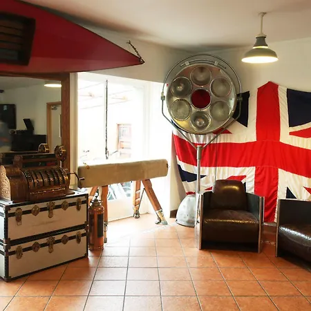 Palmers Hillspring At Willesden Hostal Londres