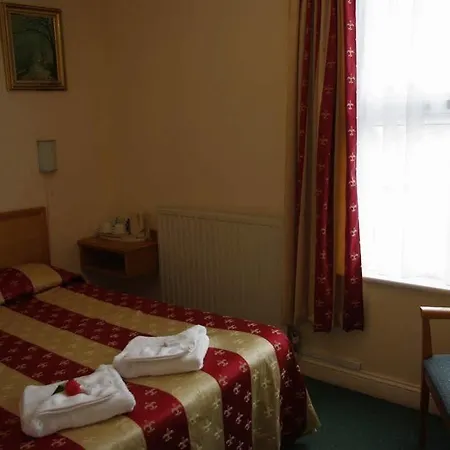 Star Hotel