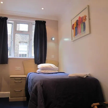 Hotel Alhambra London
