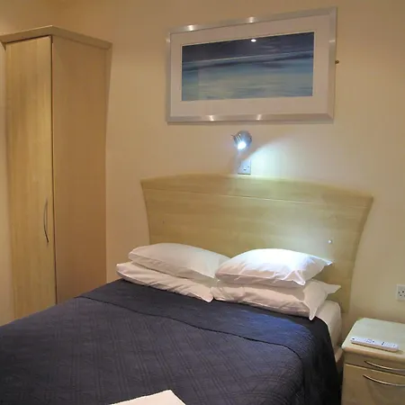 Hotel Alhambra London