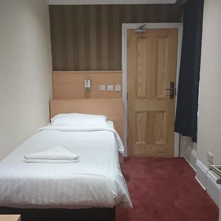 Hotel Mina House