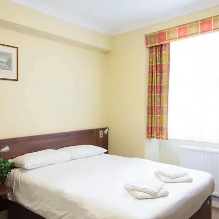 Hotel Victoria 3*
