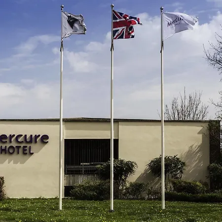 מלון Mercure London Heathrow Airport 4*