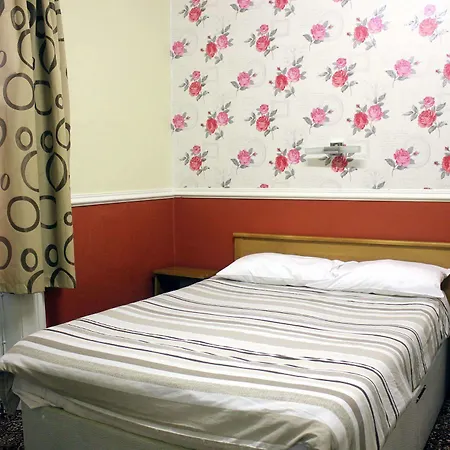 Stanley House Hotel 2*