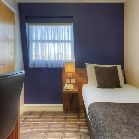 Comfort - Kings Cross Hotel 3*