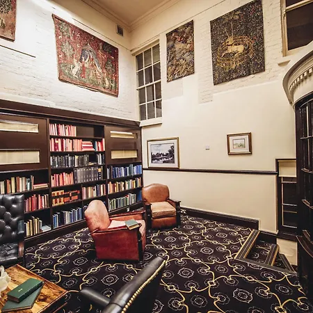 The Mitre, Hampton Court Hotel Kingston upon Thames (Greater London)