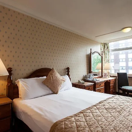 Hampstead Britannia 3* لندن