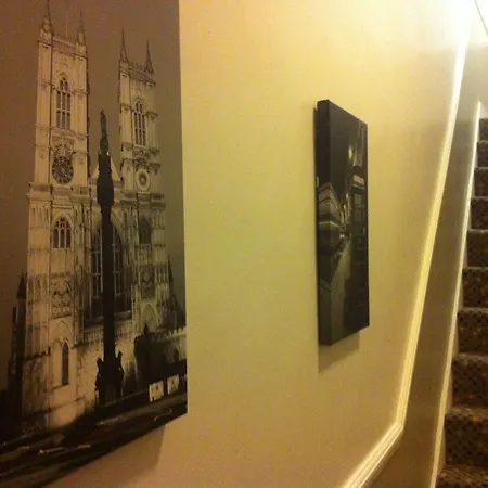 Comfort - Westminster Hotel 3*