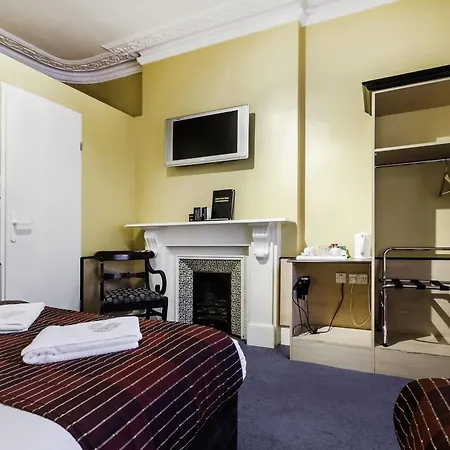 Tudor Court 3* Londres