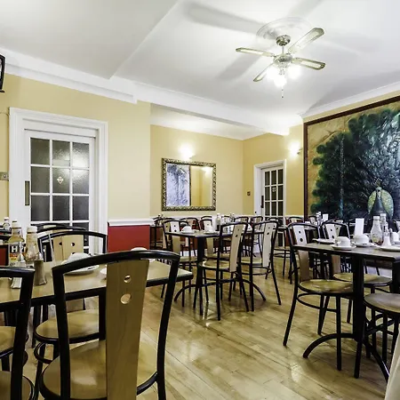 Tudor Court Hotel Londyn