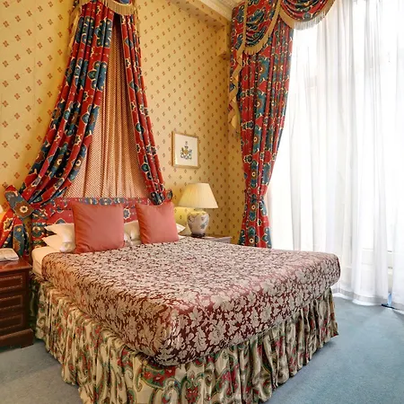 Gainsborough 4*