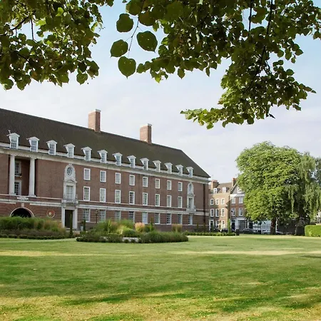 De Vere Devonport House Hotel 4*