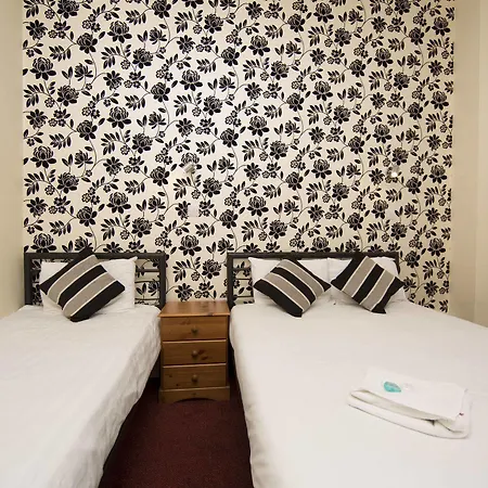 Oyo Lifestyle Golden Guest house