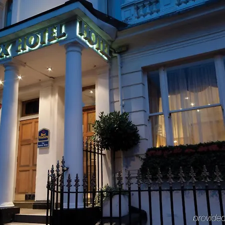 Phoenix Hotel 4*