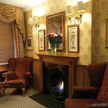 Hotel Phoenix 4*