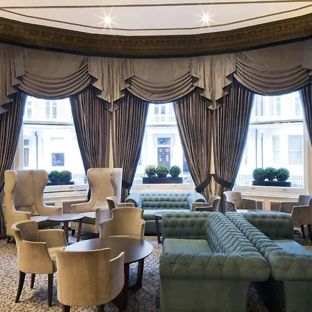 Hotel Gem Strathmore