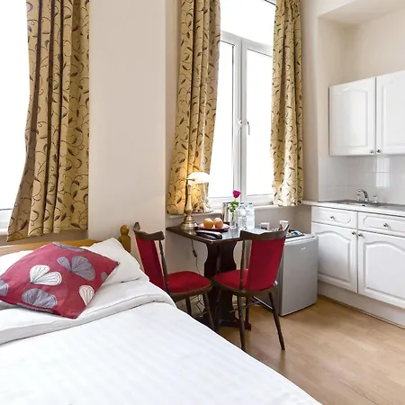 Hotel City London Hotel