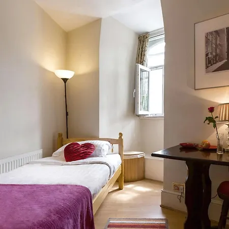 City London Hotel 3*
