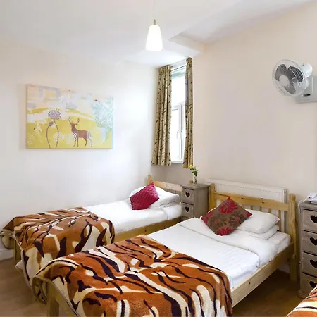 City London Hotel