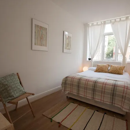 Apartment King Square Gardens By Allo Housing