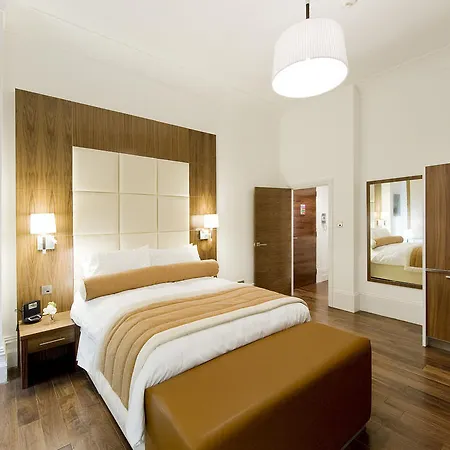 Draycotts Of Chelsea Apartment London