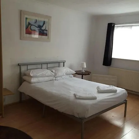 Lindal Hotel 2*