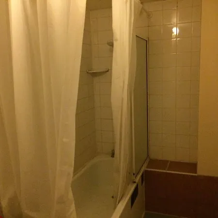 Hotel Lindal 2*