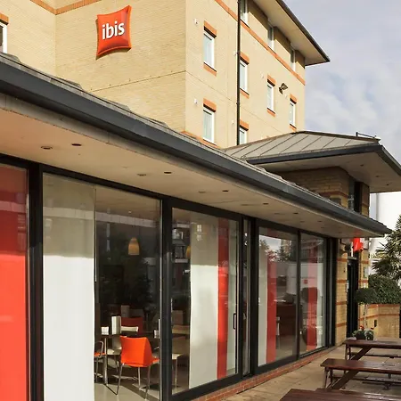 Ibis Docklands Canary Wharf 3* London