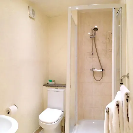 Hadleigh 3* London