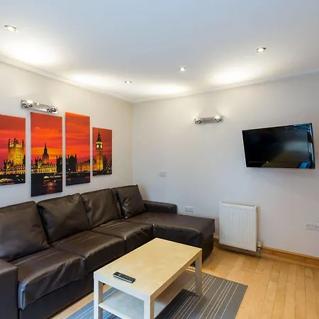 Hotel Adria London