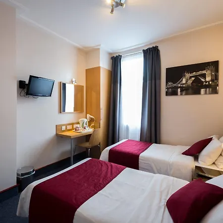 Hotel Adria 3*
